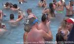 Video Bokep Terbaru this tropical resort pool party is t warming up gratis