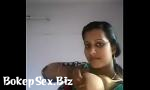 Nonton Bokep Online Desi bhabhi show white and big boobs mp4