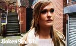 Bokep Gratis Honour Hypnotized in Public to flash hot