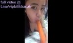 Video Bokep Terbaru tak ada terong wortel pun jadi pelampiasan full ht gratis