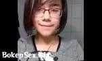Hot Sex 569/Novinha de óculos mostrando os peitos terbaru