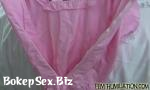 Vidio Bokep Put on these pink panties and bra