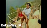 Film Bokep Sonya Smith sex near the sea 3gp