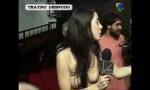 Download Film Bokep Argentinian reporter convinced to get nude for a s 3gp online