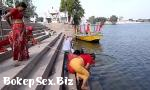 Xxx Sex Bibi lama India memandikan gonga secara terbuka ASS BESAR  amp BOOBS mp4