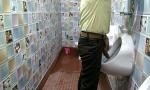 Bokep Full Spy cam in Office toilet. Staff caught peei terbaru