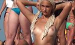 Film Bokep Beach spy 1 hot