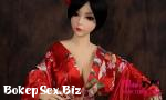 Bokep Online Berhubungan seks dengan Asian Brunette ini adalah bom Boneka seks Jepang terbaru