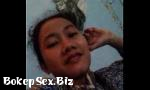 Bokep Video Gadis Indonesia panas nury nurhayati menunjukkan payudaranya pada bf di cam skype online