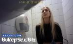 Download Bokep Terbaru Toilet Spy Hidden Cam di Universitas WC remaja bagian 5