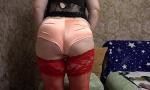 Video Bokep Terbaru Mature milf shows off her panties in front of the 