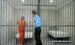 Video Bokep Terbaru Horny blonde blows prison guard 3gp online