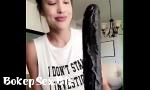 Sek Keriting Latina mengisap dildo hitam besar mp4