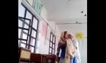 Nonton Bokep A 70 yrs old man sex with 30 yrs bold lady in clas