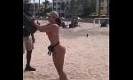 Video Bokep Gostosa malhando na praia