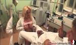 Nonton Bokep Blonde gets fucked by her gynecologist & his f terbaru