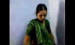 Video Bokep Terbaru Desi aunty fucked with hubbys friend hot