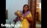 Video sex hot Bhabhi Showing Boobs To Devar of free