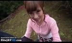 Video Bokep Terbaru Sexy Japanese teen gives outdoor blowjob mp4