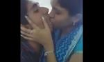 Nonton Bokep desi indian girlfriend kissing her boyfriend 2020