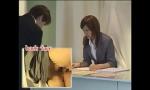 Video Bokep Japanese receptionist multi-tasking / chikan
