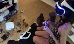 Film Bokep Sisters playing Playstation VR Horror Game when su terbaik