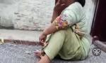 Download Bokep Desi Hot Pakistani Aunty Weed Smoking terbaru