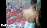 Nonton Video Bokep Desi aunty caught hot