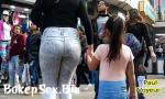 Sek Mami jovencita en jeans ricos hot