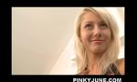 Bokep Hot Teen sensation Pinky June pleasing her fans in rac gratis