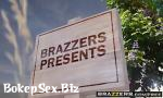 Nonton Film Bokep Brazzers - Milfs Like it Big - Pervert In The Park mp4