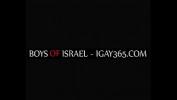Download Video Bokep גבר ישראלי מאונן מול סרט פורנו ישראלי mp4