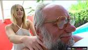 Nonton Bokep Russian blonde hottie Aria Logan give a massage to a grandpa 3gp