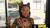 Download vidio Bokep Petite Asian Strokes Off The Neighborhood Pervert gratis