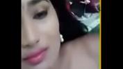 Nonton Bokep Hot Desi indian shweta showing boobs to her bf mms
