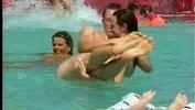 Nonton Bokep naked fun in pool terbaru 2022