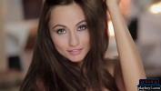 Nonton Film Bokep Gorgeous brunette model flirts with the camera and teases us online