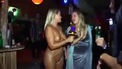 Bokep Completely naked at the club doing interviews terbaik
