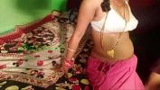 Bokep Hot देसी इंडियन मौसी की गाड़ मारी चूत और गाड़ में जाने आवाज