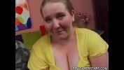 Video Bokep Big girl Jessie gets old limp dick mp4