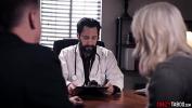 Bokep Video Fertility doctor pussy fucks MILF to impregnate her