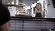 Bokep HD Blonde Babe Sucks Off Her Boyfriend and Gets Fucked at Work hot