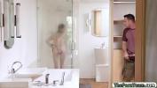 Nonton Video Bokep Stepsis Jenna Ross is taking a shower when she caught her stepbro sneaking on her 3gp online