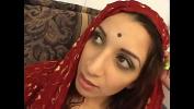 Nonton Bokep Indian bitch gets cum on her face in front of cameraman mp4