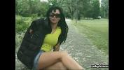 Download vidio Bokep Valentina exhibitionist lets herself be found in the park and then masturbates online