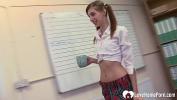 Video Bokep Her teacher was quite open to give her an A for a bit of dicking period terbaik