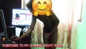 Vidio Bokep he is alone and masturbating by watching maid girl when she cleaning without underwear gratis