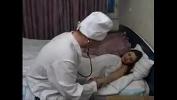 Video Bokep Terbaru The old doctor makes the young girl to sex with him gratis