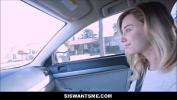 Video Bokep Cute Blonde Petite Step Sister Haley Reed POV Fuck In Step Brothers Car gratis