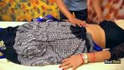 Video Bokep Terbaru Desi Bhabhi Enjoy With Young Massage Boy gratis